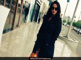 सऊदी अरब में सिर ढके बिना फोटो ट्वीट करने वाली लड़की की गिरफ्तारी को लेकर ट्विटर पर हंगामा सऊदी अरब में सिर ढके बिना फोटो ट्वीट करने वाली लड़की की गिरफ्तारी को लेकर ट्विटर पर हंगामा