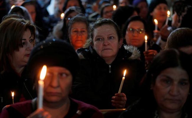 Iraqis Celebrate First Christmas Near Mosul After ISIS Pushed Out