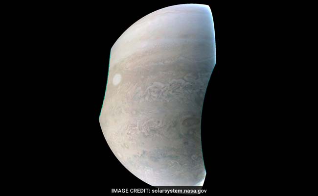 NASA's Juno Probe Captures Jupiter 'Pearl'