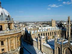 भारतीय मूल के छात्र ने 'उबाऊ' पढ़ाई के लिए ऑक्सफोर्ड यूनिवर्सिटी पर मुकदमा किया