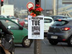 Paris Choked By Worst Winter Pollution In A Decade, Makes Public Transport Free