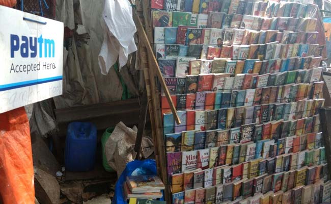 नोटबंदी : मोबाइल वॉलेट, प्लास्टिक मनी का चलन बढ़ा लेकिन छोटे कारोबारियों को नहीं हुआ फायदा