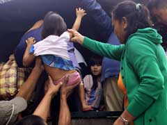Tens Of Thousands Flee Christmas Day Typhoon In Philippines
