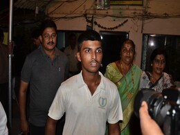 हज़ार रन बनाने वाले प्रणव धनावड़े के साथ बदसलूकी, जावड़ेकर के लिए हैलीपेड बनाने पर हुआ विवाद हज़ार रन बनाने वाले प्रणव धनावड़े के साथ बदसलूकी, जावड़ेकर के लिए हैलीपेड बनाने पर हुआ विवाद