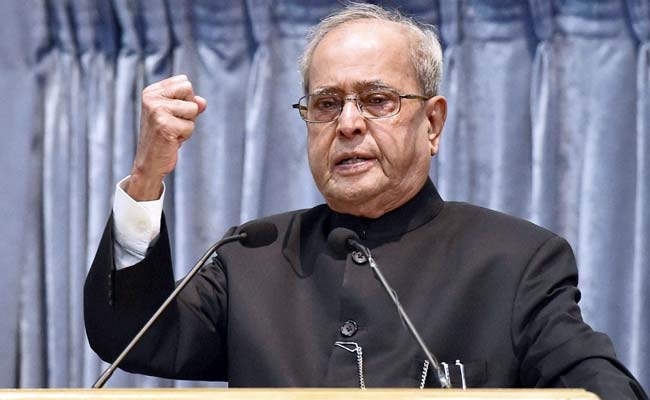 EFLU First Convocation: 'Knowledge Must Pave The Path Of Life', Says President