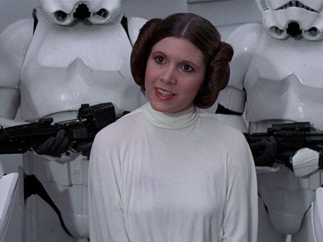 RIP Carrie Fisher: Twitter Remembers Star Wars Actress In Pics and GIFs