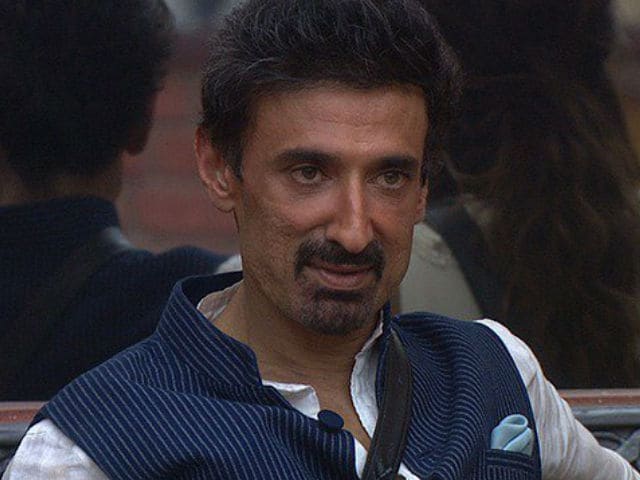 Bigg Boss 10, December 18, Written Update: Rahul Dev Evicted. Tweets, 'Thanks For The Love'