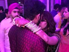 क्रिकेटर रोहित शर्मा और रितिका सजदेह मना रहे शादी की सालगिरह, शेयर कीं रोमांटिक Pics