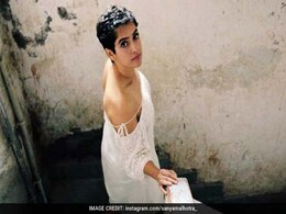 क्या आप जानते हैं रियल लाइफ में कैसी हैं 'दंगल' की सान्या मल्होत्रा? देखिए तस्वीरें... क्या आप जानते हैं रियल लाइफ में कैसी हैं 'दंगल' की सान्या मल्होत्रा? देखिए तस्वीरें...