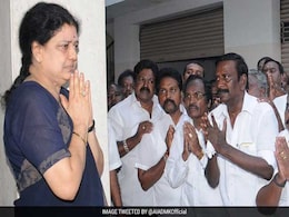 एआईएडीएमके में 'चिनम्मा' शशिकला नटराजन लेंगी जयललिता की जगह, चुनी गईं पार्टी प्रमुख एआईएडीएमके में 'चिनम्मा' शशिकला नटराजन लेंगी जयललिता की जगह, चुनी गईं पार्टी प्रमुख