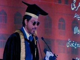 डॉक्टर शाहरुख खान... हैदराबाद की मौलाना आजाद यूनिवर्सिटी ने दी डॉक्टर की मानद उपाधि डॉक्टर शाहरुख खान... हैदराबाद की मौलाना आजाद यूनिवर्सिटी ने दी डॉक्टर की मानद उपाधि