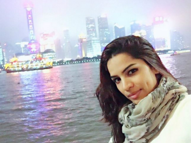 <I>Kumkum Bhagya</i> Actress Shikha Singh Is Trending Because Of Her Instagram Holiday Album