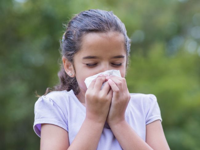 सर्दियों में होने वाले फ्लू से बच्चों को बचाएं, रखें इन बातों का ध्यान