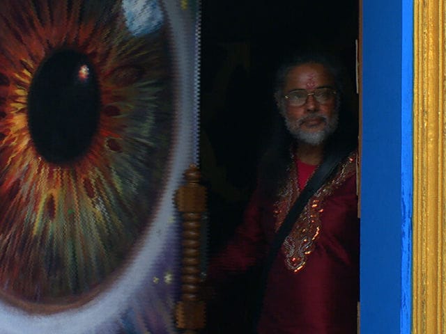 Bigg Boss 10: Swami Om Is Back And Twitter Thinks It'll Be Entertaining