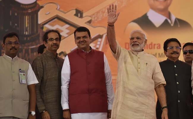 Shiv Sena Takes Dig At PM Narendra Modi For Greeting Nawaz Sharif