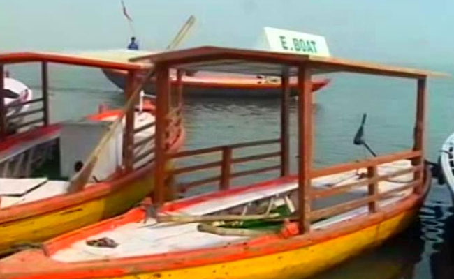 Diesel Clouds Varanasi Air As PM Modi's Electric Boats Fail To Catch Wave