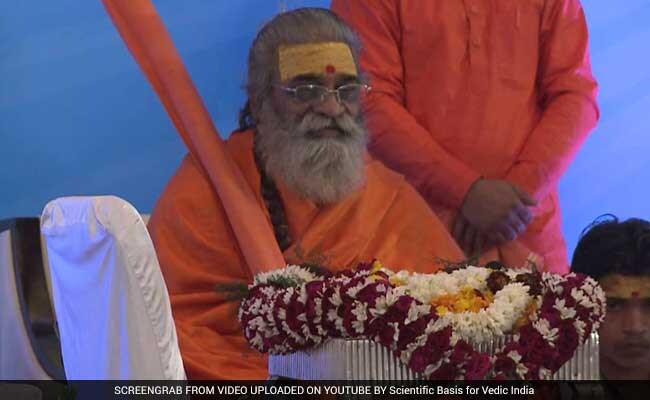 प्रत्येक हिन्दू को कम से कम 10 बच्चे पैदा करने चाहिए, उन्हें भगवान पालेंगे : वासुदेवानंद सरस्वती प्रत्येक हिन्दू को कम से कम 10 बच्चे पैदा करने चाहिए, उन्हें भगवान पालेंगे : वासुदेवानंद सरस्वती