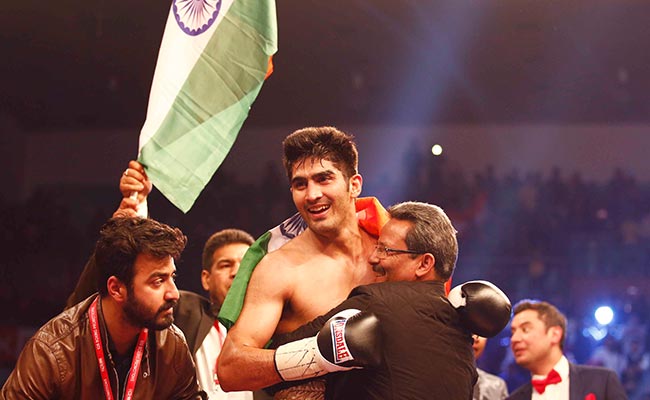 बॉक्‍सर विजेंदर सिंह ने चेका पर अपनी जीत कश्‍मीर में शहीद हुए सैनिकों को समर्पित की..