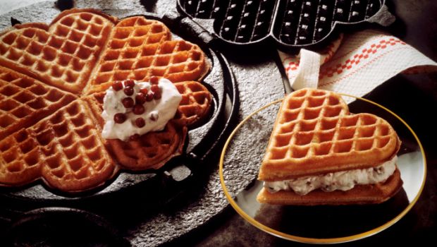 Having Waffles Was Never This Easy; Make Them Fresh At Home With These Waffle Makers