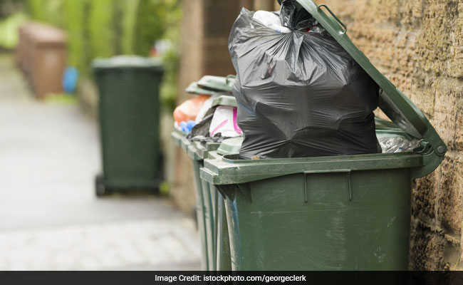 7-Month-Old Foetus Found In Garbage Bin In Mumbai 7-Month-Old Foetus Found In Garbage Bin In Mumbai