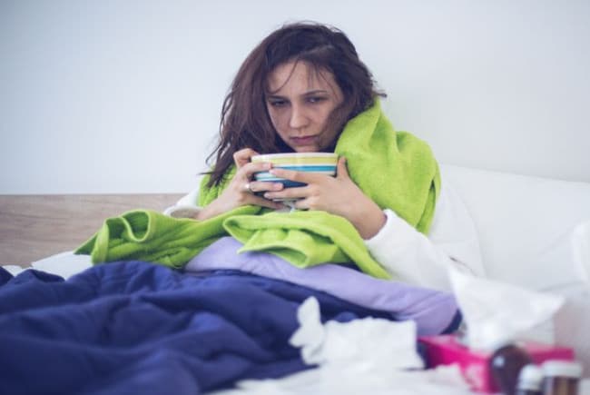 सर्दियों में बढ़ जाता है ब्रेनस्ट्रोक और दिल के रोगों का खतरा, जानें उपाय सर्दियों में बढ़ जाता है ब्रेनस्ट्रोक और दिल के रोगों का खतरा, जानें उपाय