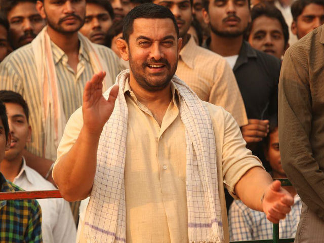 Aamir Khan vs Aamir Khan: <i>Dangal</i> Replaces <i>PK</i> As Top Grossing Hindi Film