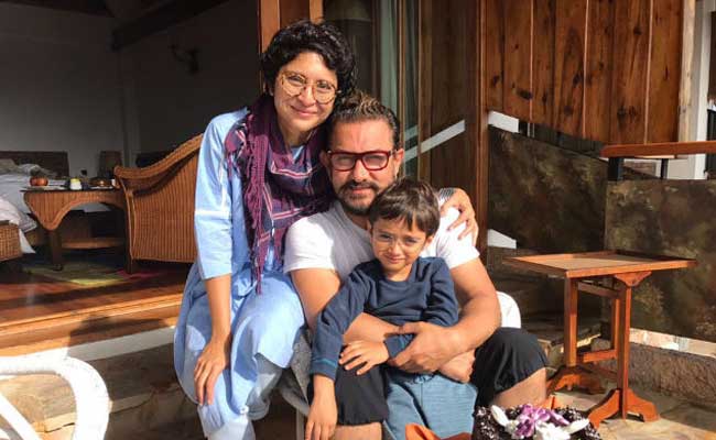 आमिर खान की पत्‍नी किरण पहली बार गाएंगी मराठी में गाना और वीडियों में नजर आएंगे आमिर