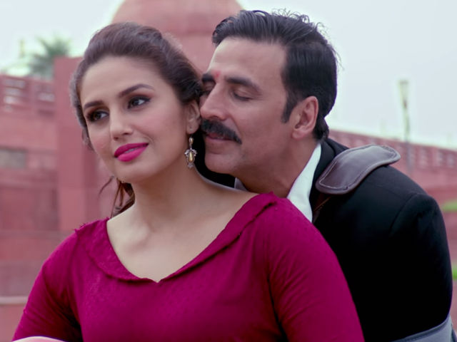 <i>Jolly LLB 2</i> Song <i>Bawara Mann</i>: Akshay Kumar and Huma Qureshi Set Relationship Goals