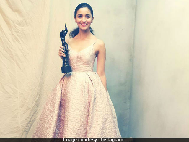 Filmfare Awards 2017: Complete List Of Winners