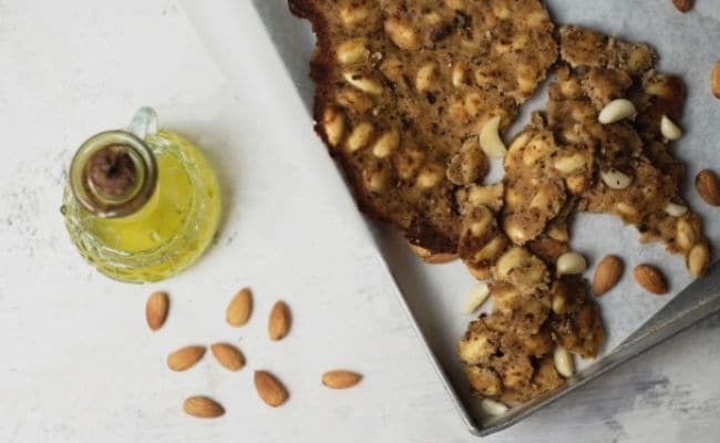 Celebrate Lohri 2018 With This Easy Pepper Garlic Almonds Recipe