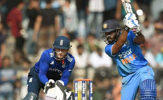 कप्तानी का अंतिम मैच हारे धोनी, अभ्‍यास मैच में इंग्‍लैंड ए ने भारत ए को 3 विकेट से दी मात