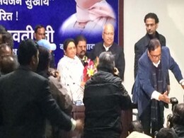 Ahead Of UP Polls, Mulayam Singh's Key Aide Ambika Chaudhary Crosses Over To Mayawati's Party Ahead Of UP Polls, Mulayam Singh's Key Aide Ambika Chaudhary Crosses Over To Mayawati's Party