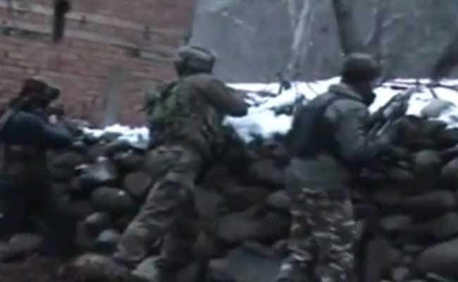 श्रीनगर-जम्मू हाइवे पर आतंकी हमला, फायरिंग में एक नागरिक घायल