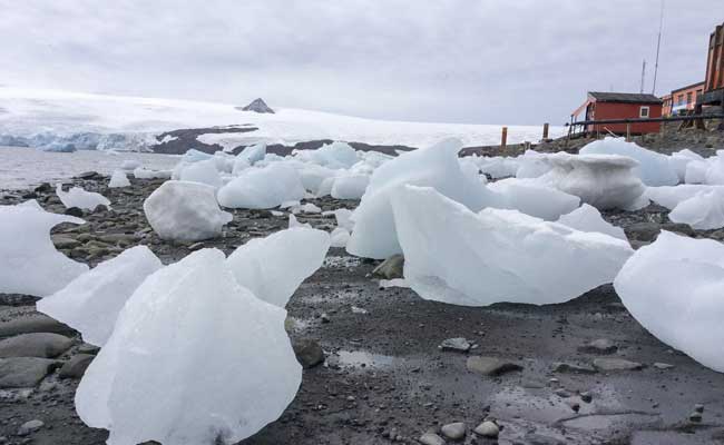 Another Climate-Change Nightmare: 91 New Volcanoes Under Antarctica's Ice