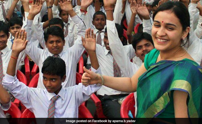 मुलायम की बहू अपर्णा यादव के कारण लखनऊ कैंट सीट का चुनाव हुआ दिलचस्प