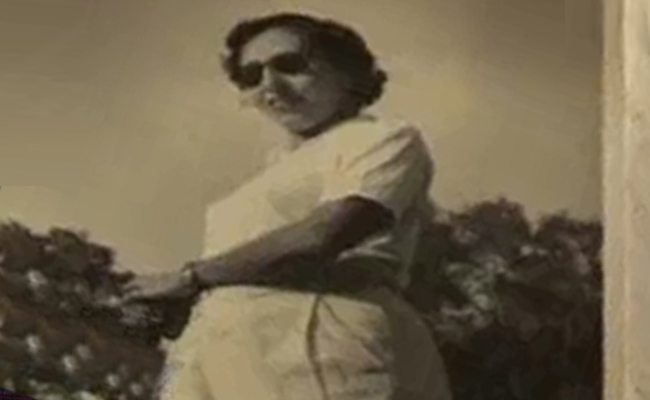 From <i>Purdah</i> To Parliament: Begum Aizaz Rasul