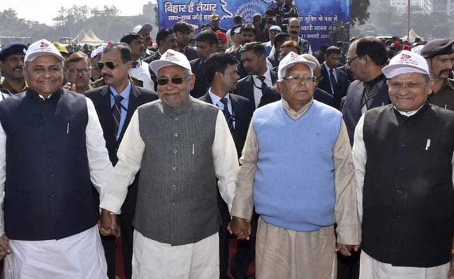 World's Largest Human Chain Formed In Bihar's Pro-Prohibition Drive: Nitish Kumar
