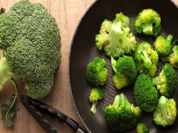 Eating Celery & Broccoli May Support Breast Cancer Treatment Eating Celery & Broccoli May Support Breast Cancer Treatment