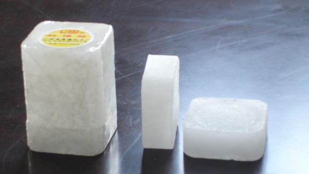 पूजा में इस्तेमाल किए जाने वाले सिंथेटिक कपूर से 4 फायदे शरीर को मिल सकते हैं, आइए जान लेते हैं पूजा में इस्तेमाल किए जाने वाले सिंथेटिक कपूर से 4 फायदे शरीर को मिल सकते हैं, आइए जान लेते हैं