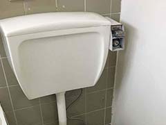 Pay Per Flush: Landlord Installs Coin-Operated Flush In Renter's Toilet