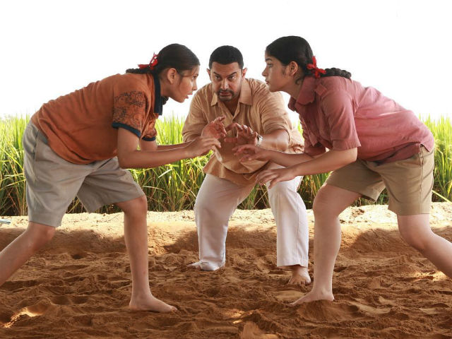 <i>Dangal</i> Box Office Collection: Aamir Khan's Sports Biopic Collects Above Rs 300 Crore So Far