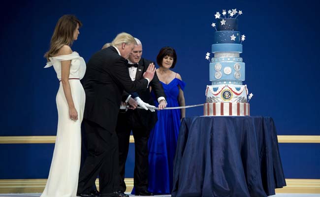 Donald Trump's Inaugural Cake Was Commissioned To Look Exactly Like Barack Obama's, Baker Says