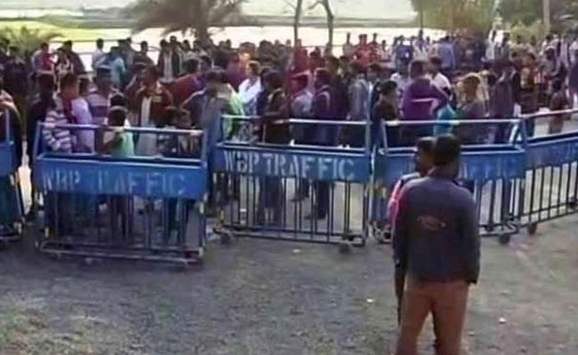 Villagers In Bengal Protest Farm Land Grab For Power Substation, Blame Trinamool