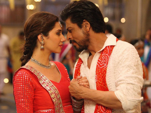 <I>Raees</i> Song <I>Udi Udi Jaye</i>: In Which Shah Rukh Khan, Mahira Fly Kites, Dance The <I>Garba</i>