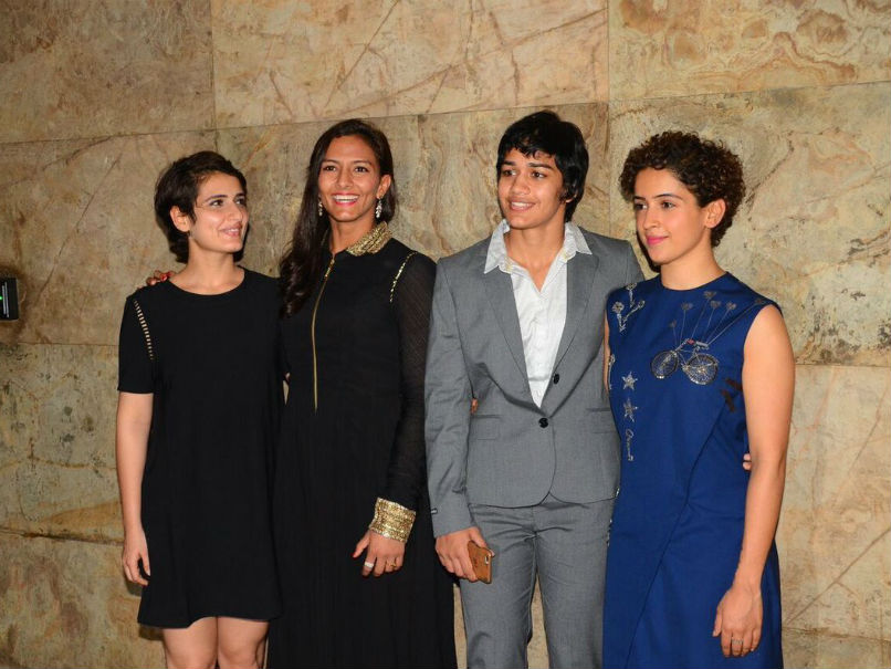 Geeta, Babita Phogat of 'Dangal' Fame All But Out of Pro Wrestling League