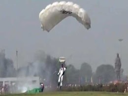 Air Force Skydiver Injured After Hard Landing At Show In Gujarat Air Force Skydiver Injured After Hard Landing At Show In Gujarat