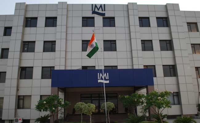 Minister Nitin Gadkari Wishes International Maritime Institute On Completing 25 Years