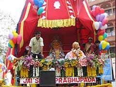 इस्कॉन मुंबई में करेगा जगन्नाथ रथयात्रा का आयोजन, भगवान को लगाया जाएगा 56 भोग का प्रसाद