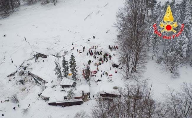 4 More Survivors Extracted From Italian Hotel Hit By Avalanche