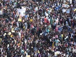 With Social Media, Jallikattu Protest On Chennai's Marina Beach Gets Even Larger With Social Media, Jallikattu Protest On Chennai's Marina Beach Gets Even Larger